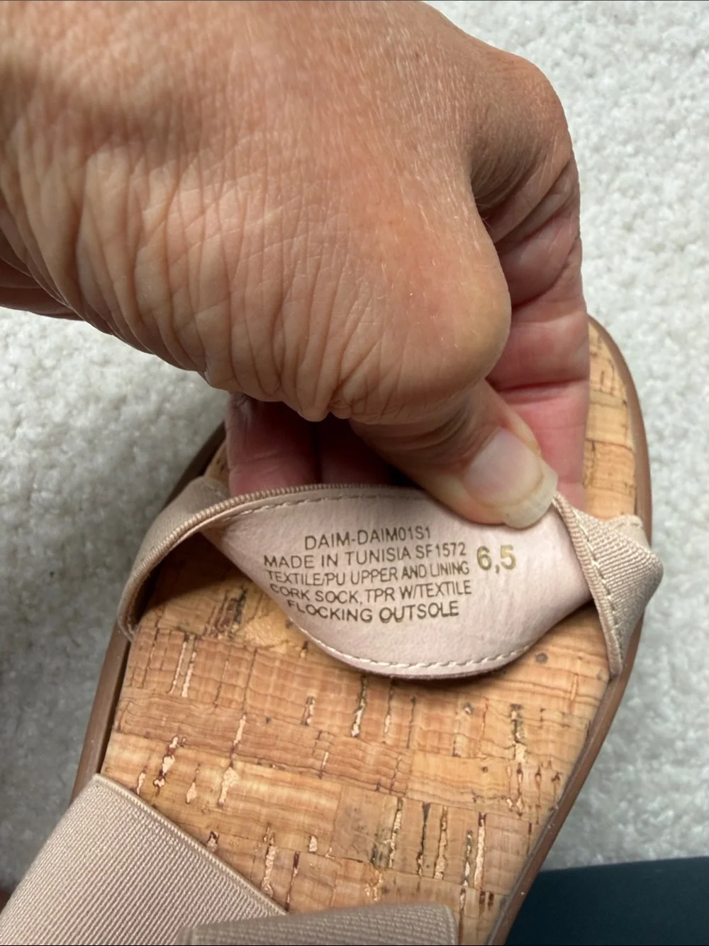 Steve Madden flat sandals-6.5